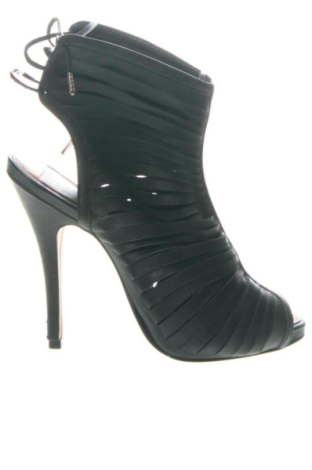 Dámske topánky  Carrano, Veľkosť 38, Farba Čierna, Cena  45,95 €