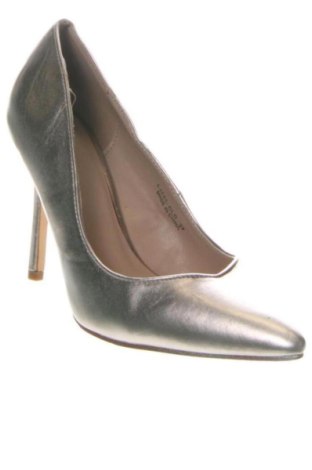 Дамски обувки Mohito, Размер 37, Цвят Златист, Цена 26,13 €