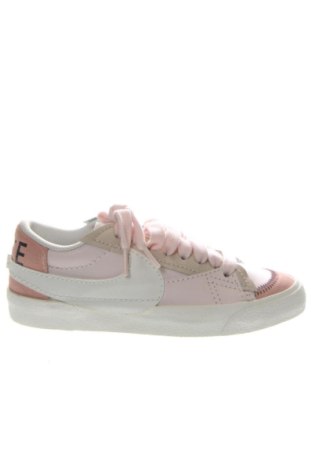 Дамски обувки Nike, Размер 38, Цвят Многоцветен, Цена 102,83 €