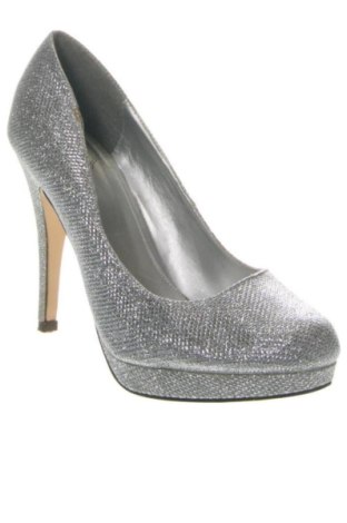 Дамски обувки Unbranded, Размер 40, Цвят Сребрист, Цена 20,81 €