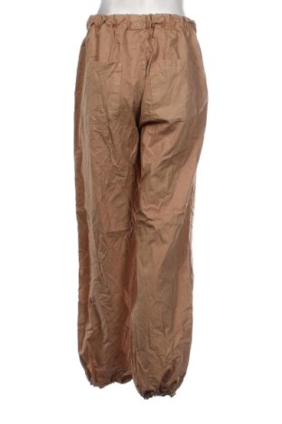 Дамски панталон Antonio Guerriero, Размер L, Цвят Бежов, Цена 20,45 €