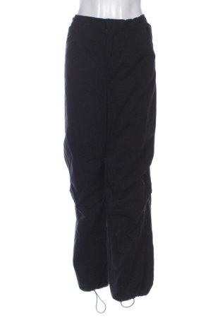 Damenhose Bershka, Größe XXL, Farbe Schwarz, Preis € 13,99