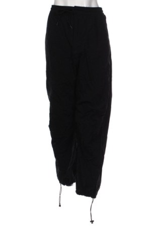 Дамски панталон Bershka, Размер XL, Цвят Черен, Цена 20,45 €