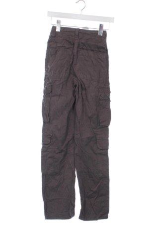 Dámské kalhoty  Bershka, Velikost XXS, Barva Šedá, Cena  439,00 Kč