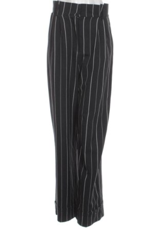 Γυναικείο παντελόνι Bershka, Μέγεθος M, Χρώμα Πολύχρωμο, Τιμή 25,00 €