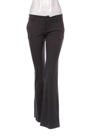 Damenhose Bershka, Größe M, Farbe Grau, Preis € 15,00