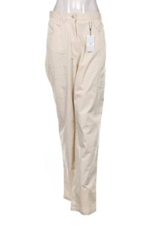 Pantaloni de femei Calvin Klein Jeans, Mărime M, Culoare Bej, Preț 529,99 Lei