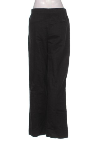 Dámské kalhoty  Calvin Klein Jeans, Velikost L, Barva Černá, Cena  2 799,00 Kč