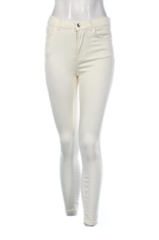 Дамски панталон Calzedonia, Размер S, Цвят Бял, Цена 21,00 €