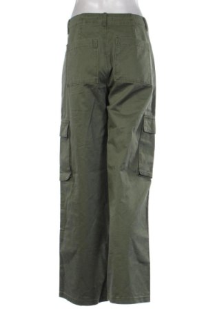 Γυναικείο παντελόνι Colin's, Μέγεθος M, Χρώμα Πράσινο, Τιμή 14,77 €