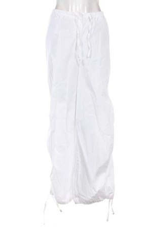 Γυναικείο παντελόνι Cropp, Μέγεθος L, Χρώμα Λευκό, Τιμή 20,90 €