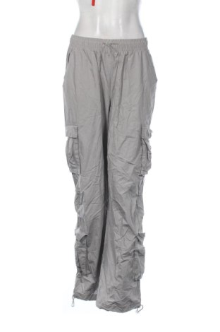 Γυναικείο παντελόνι Fb Sister, Μέγεθος M, Χρώμα Γκρί, Τιμή 9,99 €