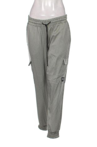 Γυναικείο παντελόνι Fb Sister, Μέγεθος M, Χρώμα Πολύχρωμο, Τιμή 17,99 €