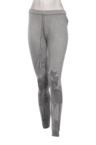 Дамски панталон Guess, Размер M, Цвят Многоцветен, Цена 38,00 €