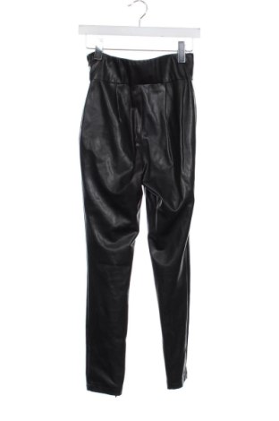 Dámské kalhoty  Guess, Velikost S, Barva Černá, Cena  1 426,00 Kč