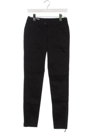 Γυναικείο παντελόνι In Wear, Μέγεθος S, Χρώμα Μαύρο, Τιμή 31,72 €