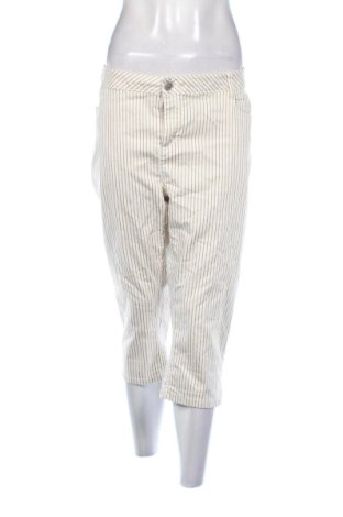 Γυναικείο παντελόνι Laura Torelli, Μέγεθος 3XL, Χρώμα Πολύχρωμο, Τιμή 17,99 €