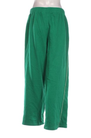 Дамски панталон Nike, Размер L, Цвят Зелен, Цена 65,44 €