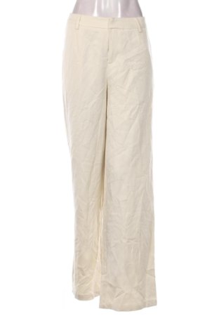 Γυναικείο παντελόνι Pretty Little Thing, Μέγεθος L, Χρώμα Εκρού, Τιμή 9,99 €