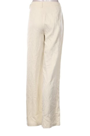 Γυναικείο παντελόνι Pretty Little Thing, Μέγεθος L, Χρώμα Εκρού, Τιμή 9,99 €