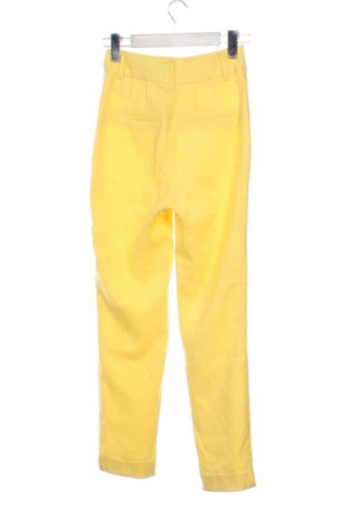 Γυναικείο παντελόνι Stradivarius, Μέγεθος XS, Χρώμα Κίτρινο, Τιμή 24,55 €