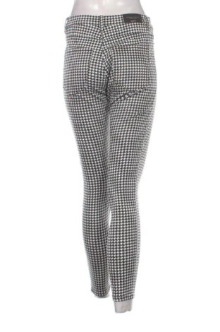 Pantaloni de femei Stradivarius, Mărime M, Culoare Multicolor, Preț 91,99 Lei