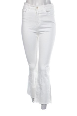 Női nadrág Stradivarius, Méret S, Szín Fehér, Ár 4 269 Ft