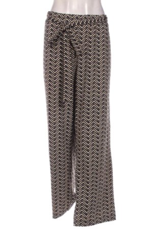 Γυναικείο παντελόνι Unbranded, Μέγεθος 3XL, Χρώμα Πολύχρωμο, Τιμή 17,99 €