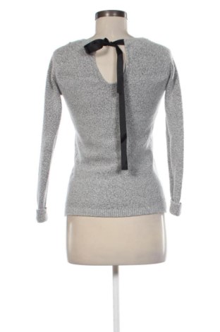 Γυναικείο πουλόβερ Stradivarius, Μέγεθος S, Χρώμα Γκρί, Τιμή 15,00 €