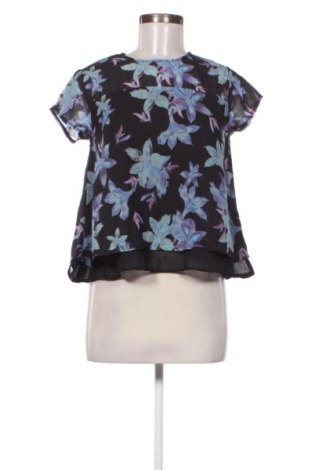 Dámský top Madonna, Velikost S, Barva Vícebarevné, Cena  667,00 Kč