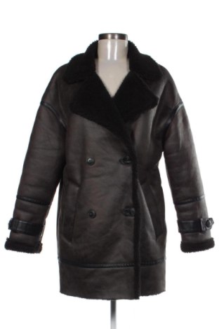 Дамско палто Pull&Bear, Размер S, Цвят Кафяв, Цена 45,00 €