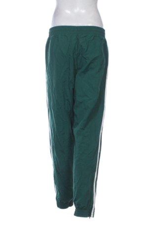 Damen Sporthose Adidas Originals, Größe M, Farbe Grün, Preis 27,99 €