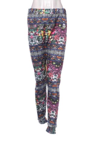 Női sport nadrág Hype, Méret M, Szín Sokszínű, Ár 7 025 Ft