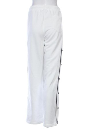 Pantaloni trening de femei Manfinity, Mărime XL, Culoare Alb, Preț 111,79 Lei