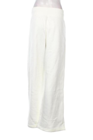 Γυναικείο αθλητικό παντελόνι Nike, Μέγεθος XL, Χρώμα Λευκό, Τιμή 56,99 €