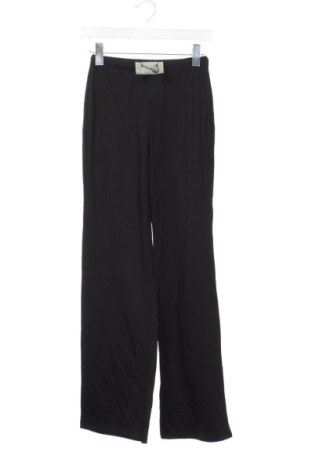 Dámske tepláky United Colors Of Benetton, Veľkosť XS, Farba Čierna, Cena  39,00 €