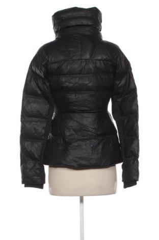 Дамско яке Emporio Armani, Размер S, Цвят Черен, Цена 173,83 €