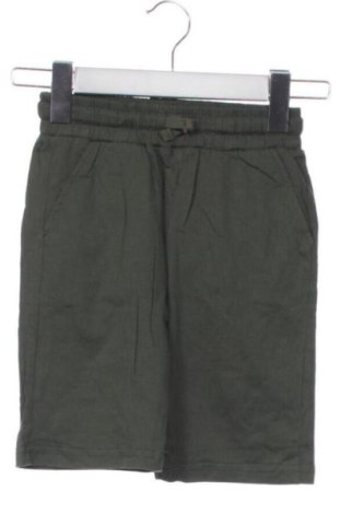 Kinder Shorts Defacto, Größe 4-5y/ 110-116 cm, Farbe Grün, Preis 7,00 €