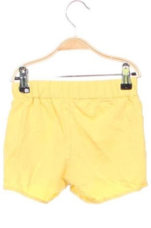 Kinder Shorts Unbranded, Größe 3-4y/ 104-110 cm, Farbe Gelb, Preis 7,00 €