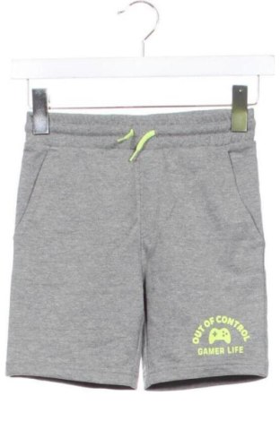 Kinder Shorts Y.F.K., Größe 6-7y/ 122-128 cm, Farbe Mehrfarbig, Preis 7,00 €