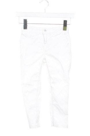 Παιδικό παντελόνι LC Waikiki, Μέγεθος 2-3y/ 98-104 εκ., Χρώμα Λευκό, Τιμή 11,00 €