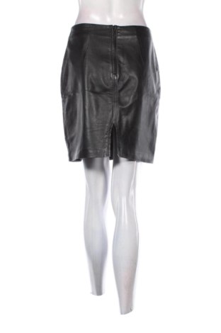 Skórzana spódnica H&M, Rozmiar S, Kolor Czarny, Cena 215,20 zł