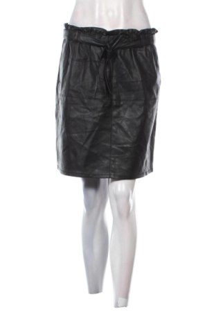 Кожена пола ONLY, Размер M, Цвят Черен, Цена 3,57 €