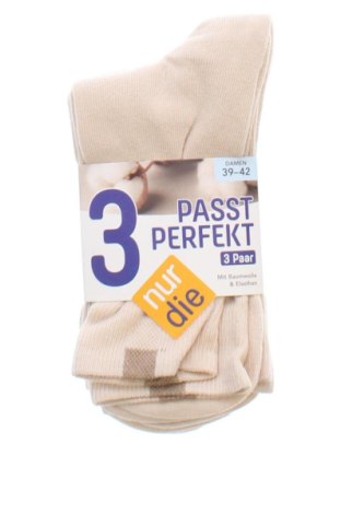 Σύνολο Nur Die, Μέγεθος M, Χρώμα  Μπέζ, Τιμή 7,99 €