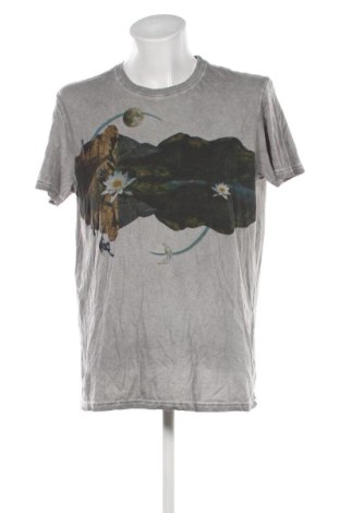 Ανδρικό t-shirt Desigual, Μέγεθος XL, Χρώμα Πολύχρωμο, Τιμή 16,99 €