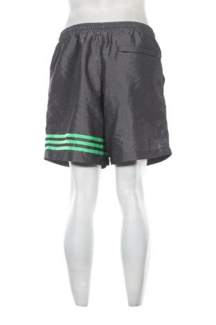 Pantaloni scurți de bărbați Adidas Originals, Mărime S, Culoare Gri, Preț 90,48 Lei