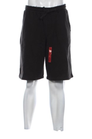 Pantaloni scurți de bărbați Pull&Bear, Mărime M, Culoare Negru, Preț 145,99 Lei