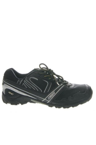 Férfi cipők
 SCOTT, Méret 48, Szín Fekete, Ár 37 603 Ft