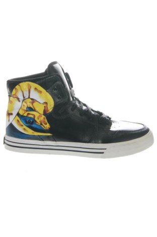 Férfi cipők
 Supra, Méret 46, Szín Fekete, Ár 29 752 Ft