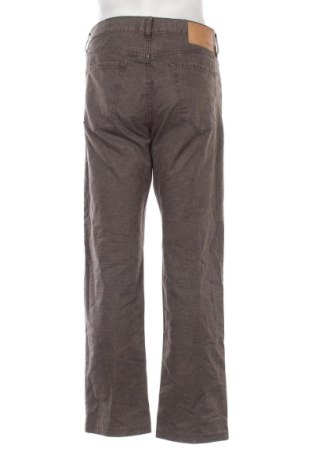 Pantaloni de bărbați BOSS, Mărime L, Culoare Maro, Preț 326,99 Lei